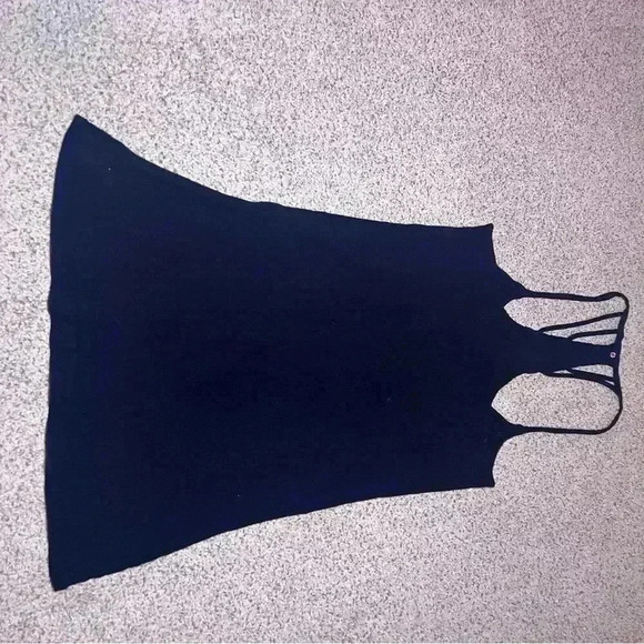 Red Carter Swim Women’s Black Textured Embroidered Tank Top Size Medium - Picture 3 of 7